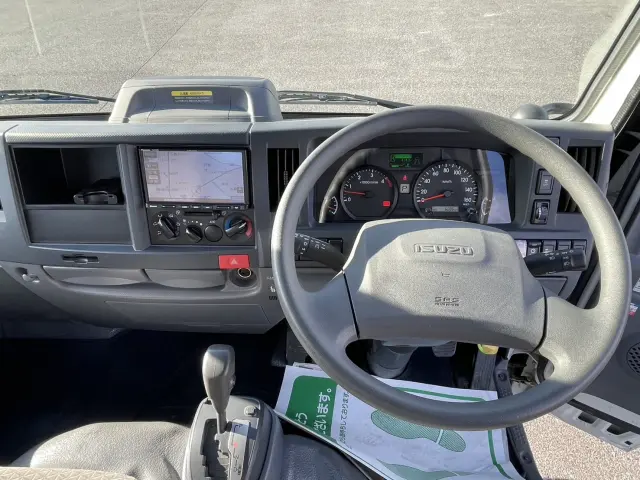 いすゞ エルフ 2RG-NKR88R(2WD)の写真32