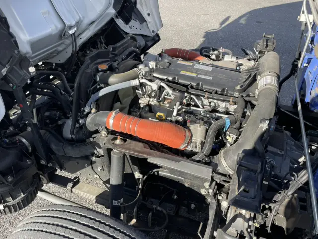 いすゞ エルフ 2RG-NKR88R(2WD)の写真42