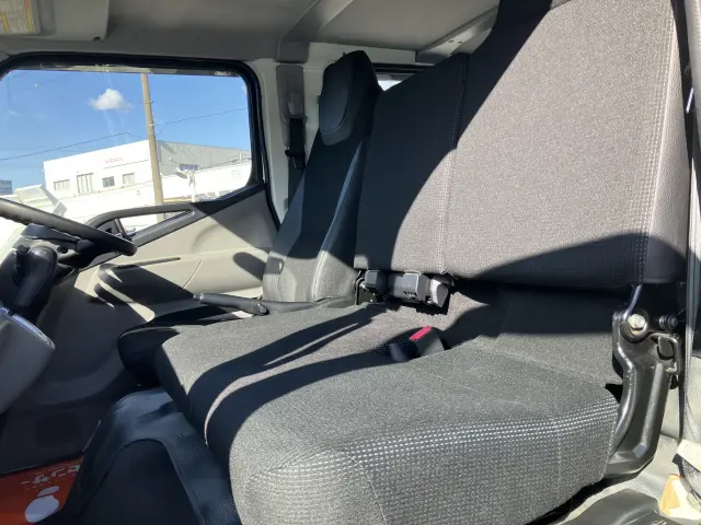 三菱 キャンター 2RG-FGA20(4WD)の写真24