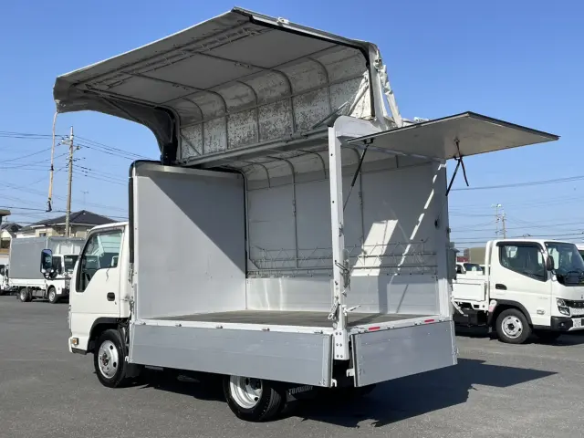 いすゞ エルフ TRG-NJS85AN(4WD)の写真12