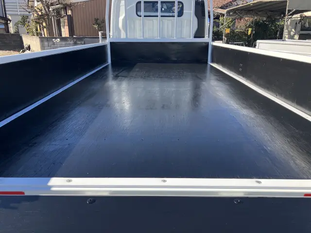 三菱 キャンター 2RG-FEB80(2WD)の写真4