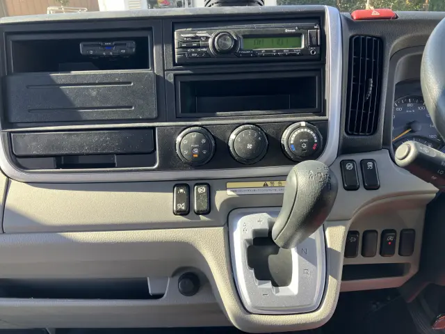 三菱 キャンター 2RG-FEB80(2WD)の写真28