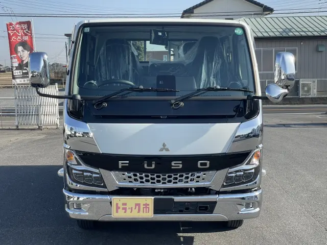 三菱 キャンター 2RG-FBA20(2WD)の写真2