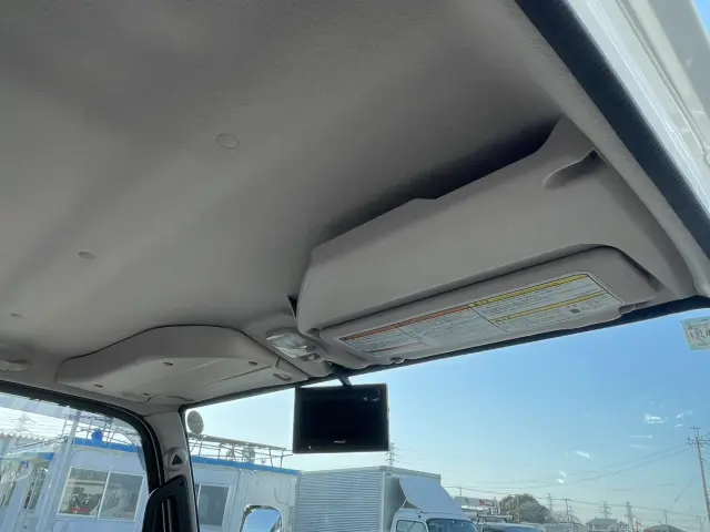 三菱 キャンター 2RG-FBA20(2WD)の写真23