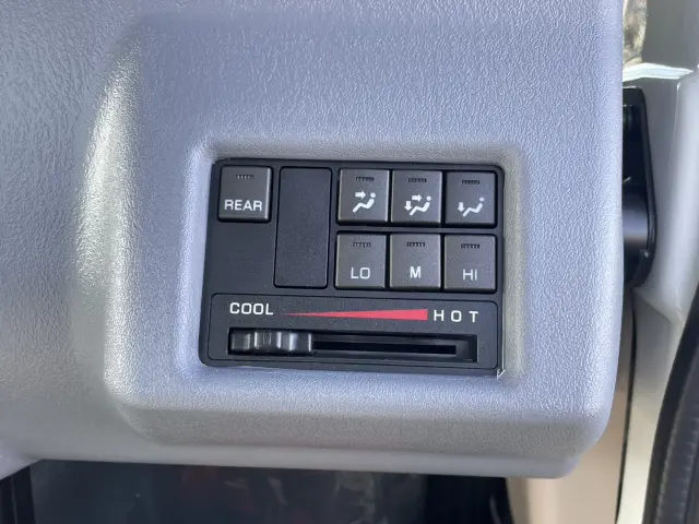 三菱 キャンター 2RG-FBA20(2WD)の写真24