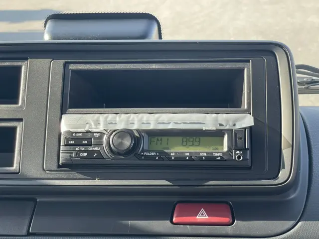 三菱 キャンター 2RG-FBA20(2WD)の写真30