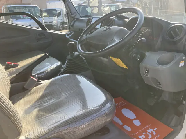 トヨタ ダイナ TKG-XZU645(2WD)の写真5