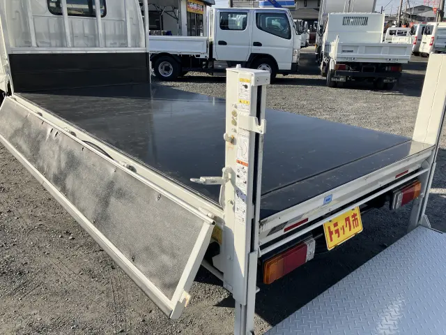 トヨタ ダイナ TKG-XZU645(2WD)の写真19