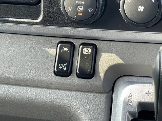 三菱 キャンター 2RG-FEAV0(2WD)の写真30