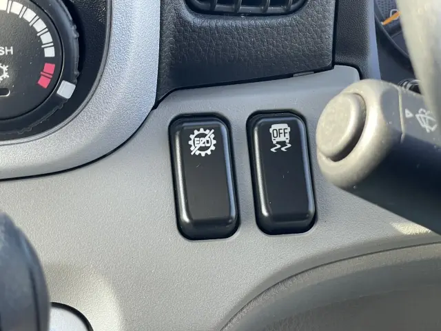 三菱 キャンター 2RG-FEAV0(2WD)の写真32