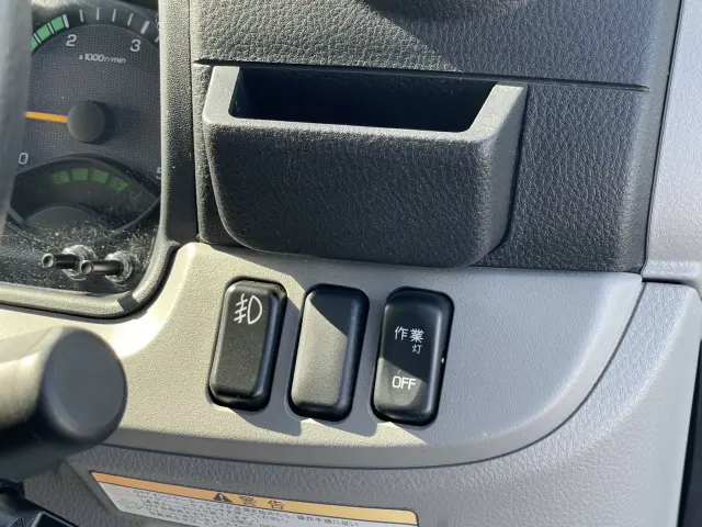 三菱 キャンター 2RG-FEAV0(2WD)の写真34