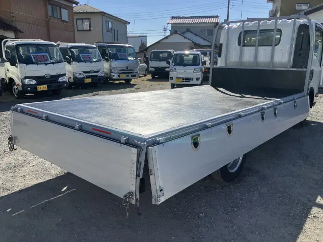 いすゞ エルフ TRG-NPR85AR(2WD)の写真18