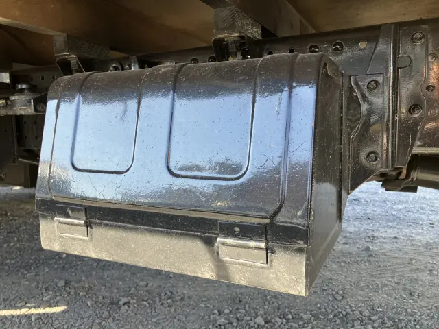 いすゞ エルフ TRG-NPR85AR(2WD)の写真21