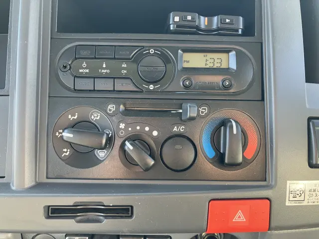 いすゞ エルフ TRG-NPR85AR(2WD)の写真29