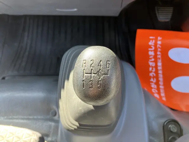 いすゞ エルフ TRG-NPR85AR(2WD)の写真33