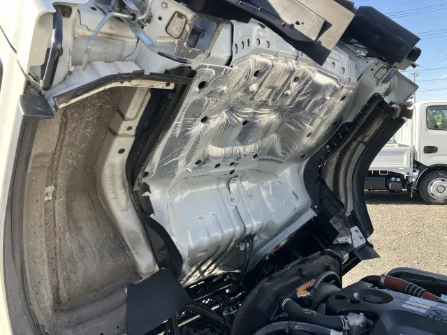 いすゞ エルフ TRG-NPR85AR(2WD)の写真38