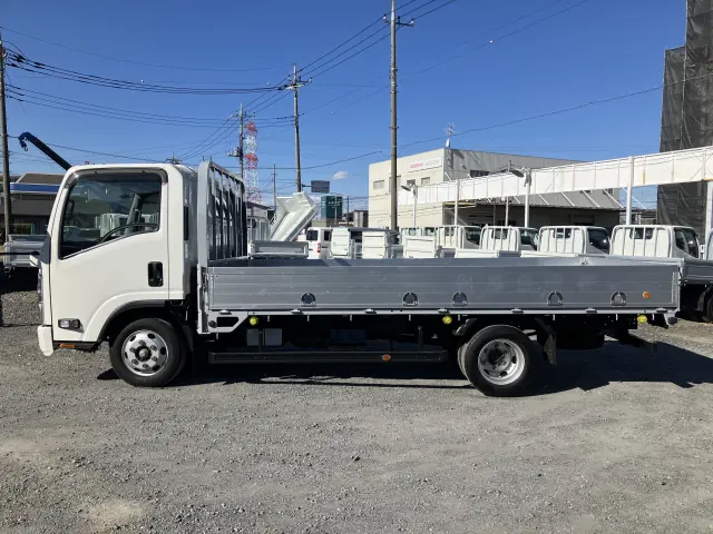 いすゞ エルフ TRG-NPR85AR(2WD)の写真49