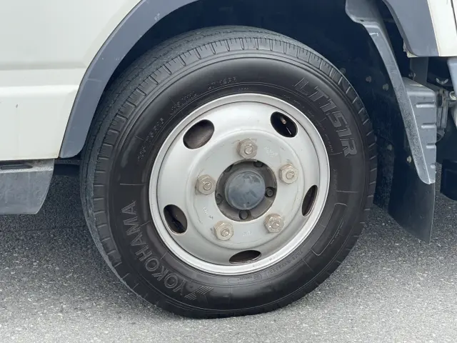 三菱 キャンター 2PG-FEB50(2WD)の写真8