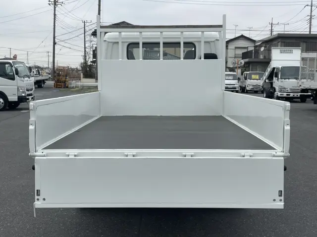 三菱 キャンター 2PG-FEB50(2WD)の写真9