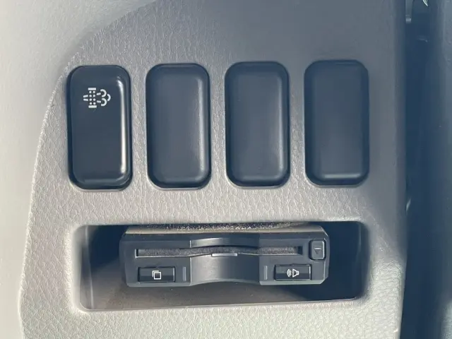 三菱 キャンター 2PG-FEB50(2WD)の写真27