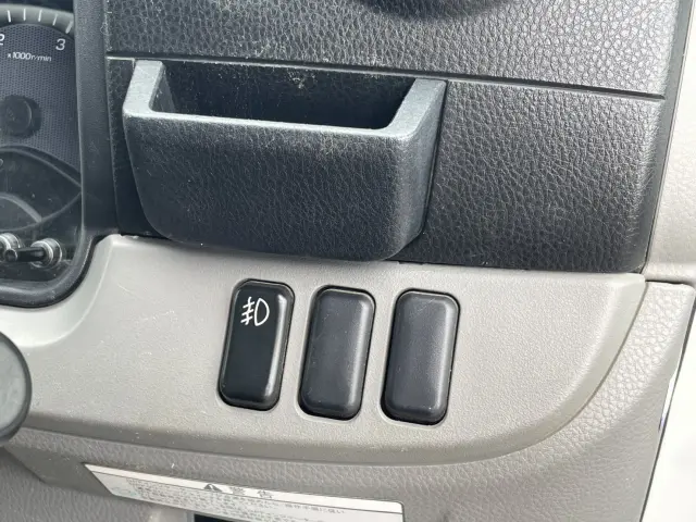 三菱 キャンター 2PG-FEB50(2WD)の写真30