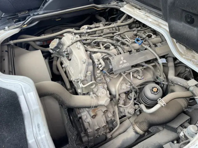 三菱 キャンター 2PG-FEB50(2WD)の写真33