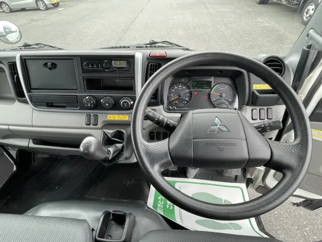 三菱 キャンター TPG-FBA30(2WD)の写真18
