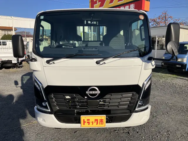 日産 アトラス 3DF-AHR87AF(2WD)の写真9