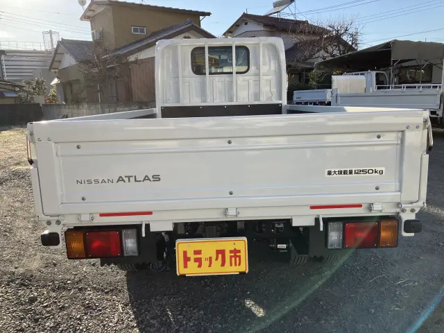 日産 アトラス 3DF-AHR87AF(2WD)の写真15