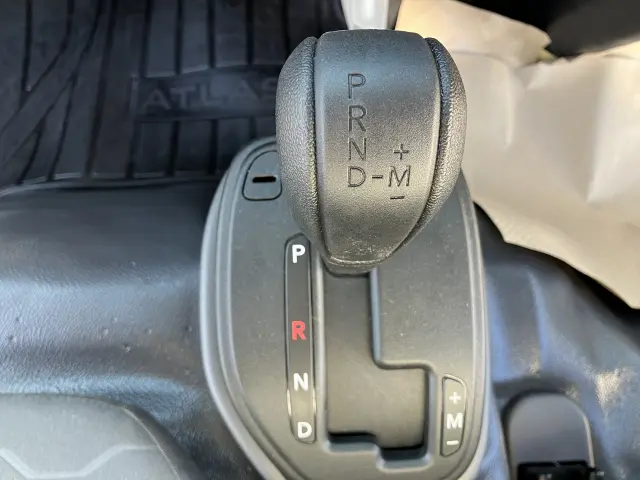 日産 アトラス 3DF-AHR87AF(2WD)の写真31