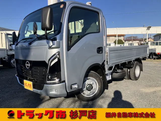 日産 アトラス 3DF-AHR87AF(2WD)の写真1