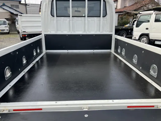 マツダ タイタン 2RG-LHS88A(4WD)の写真4