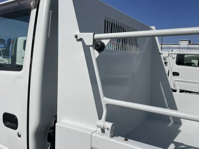 いすゞ エルフ TPG-NKR85AD(2WD)の写真10