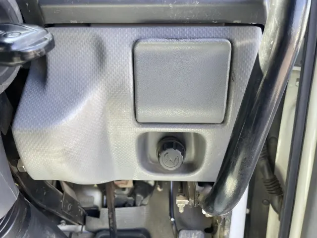 いすゞ エルフ TPG-NKR85AD(2WD)の写真26