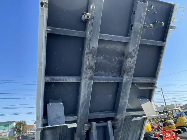 いすゞ エルフ TPG-NKR85AD(2WD)の写真33