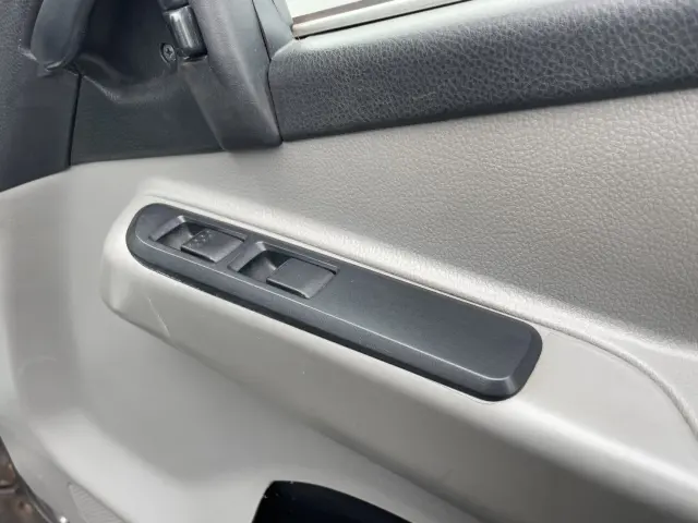 三菱 キャンター TPG-FBA00(2WD)の写真17