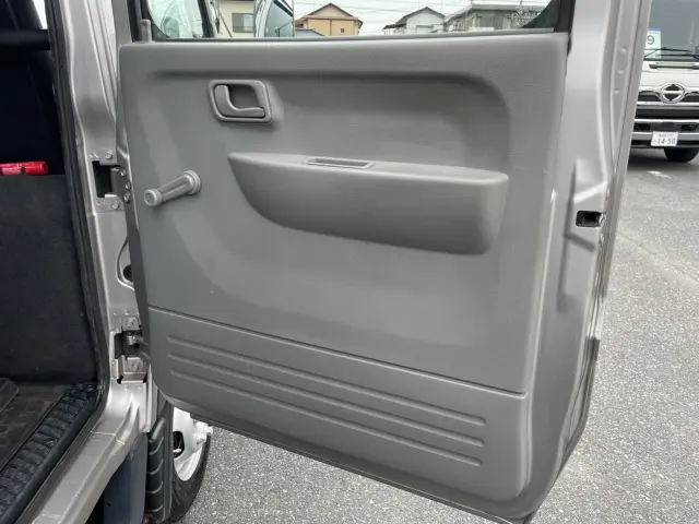 三菱 キャンター TPG-FBA00(2WD)の写真23