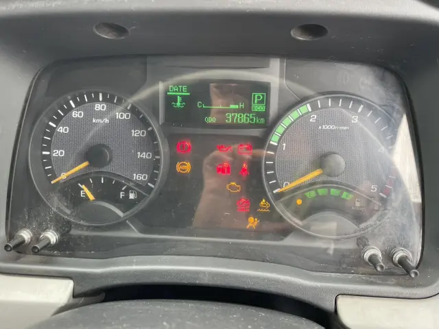 三菱 キャンター TPG-FBA00(2WD)の写真38