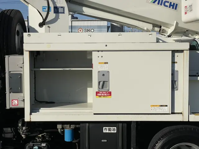 三菱 キャンター TPG-FEA50(2WD)の写真12