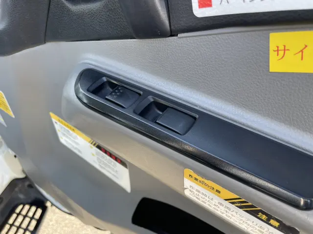三菱 キャンター TPG-FEA50(2WD)の写真16