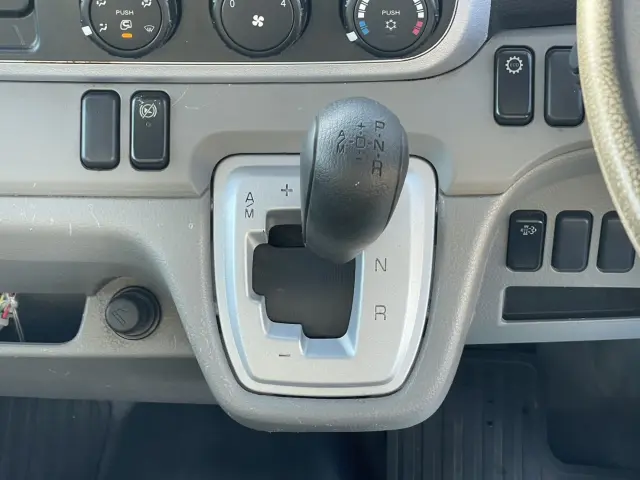 三菱 キャンター TPG-FEA50(2WD)の写真24