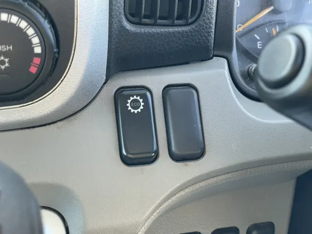 三菱 キャンター TPG-FEA50(2WD)の写真27