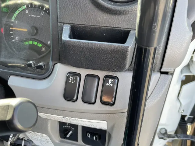 三菱 キャンター TPG-FEA50(2WD)の写真28