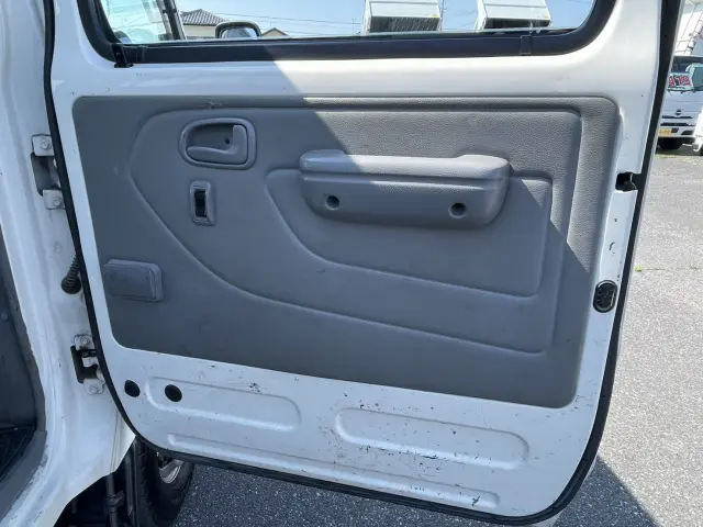 日野 デュトロ TPG-XZU605M(2WD)の写真27