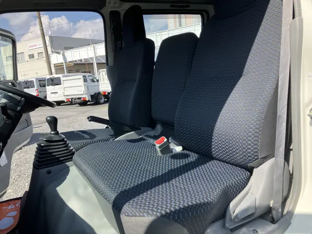 日野 デュトロ 2RG-XZU605M(2WD)の写真6