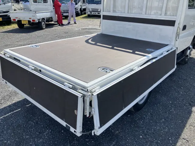 日野 デュトロ 2RG-XZU605M(2WD)の写真18