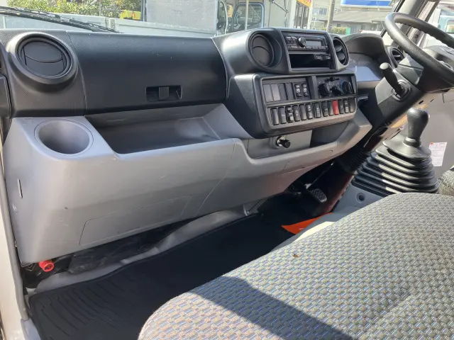 日野 デュトロ 2RG-XZU605M(2WD)の写真25