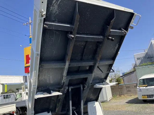 日産 アトラス 2RG-FBA6W(2WD)の写真5