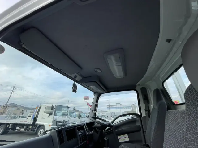 いすゞ エルフ 2RG-NPR88AR(2WD)の写真22