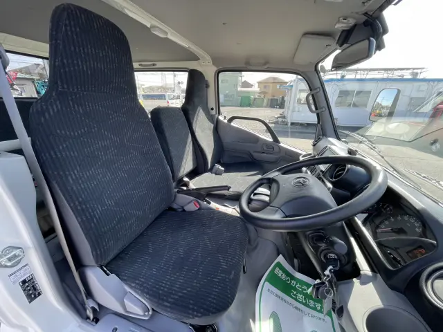 トヨタ ダイナ 3BF-TRY230(2WD)の写真16